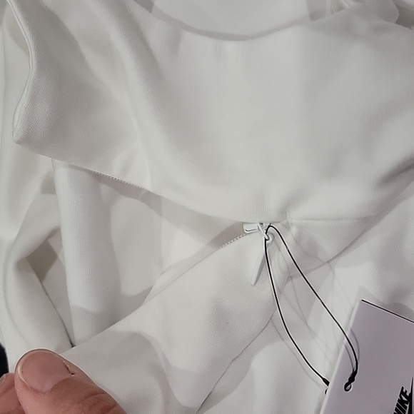 NWT Women's Nike Bodysuit - Picture 6 of 7